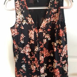 WHBM Sleeveless Blouse Size 8